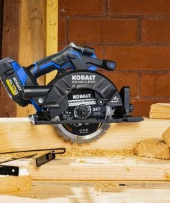 Kobalt Circular Saws 24-Volt XTR 7-1/4-in Brushless Cordless Circular Saw 17 Kobalt Circular Saws 24-Volt XTR 7-1/4-in Brushless Cordless Circular Saw -Household Tools Shop 16663637 scaled