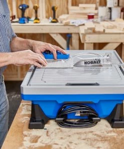 Kobalt Tile Saws 7-in 6-Amp Wet Tabletop Sliding Table Tile Saw -Household Tools Shop 41438108
