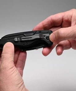 Kobalt Utility Knives Speed Release 10-Blade Folding Utility Knife with On Tool Blade Storage -Household Tools Shop 42245125