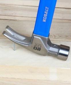 Kobalt Hammers 20-oz Smooth Face Steel Head Fiberglass Claw Hammer -Household Tools Shop 42367950 scaled