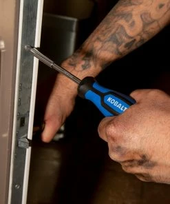 Kobalt Mechanics Tool Sets 154-Piece Standard (SAE) and Metric Combination Polished Chrome Mechanics Tool Set (1/4-in; 3/8-in) -Household Tools Shop 42394150 scaled