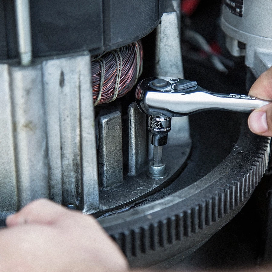 Kobalt Driver Sockets & Sets 7-Piece 3/8-in Drive Set Hex Bit Standard (SAE) Driver Socket Set 3 Kobalt Driver Sockets & Sets 7-Piece 3/8-in Drive Set Hex Bit Standard (SAE) Driver Socket Set - Image 3