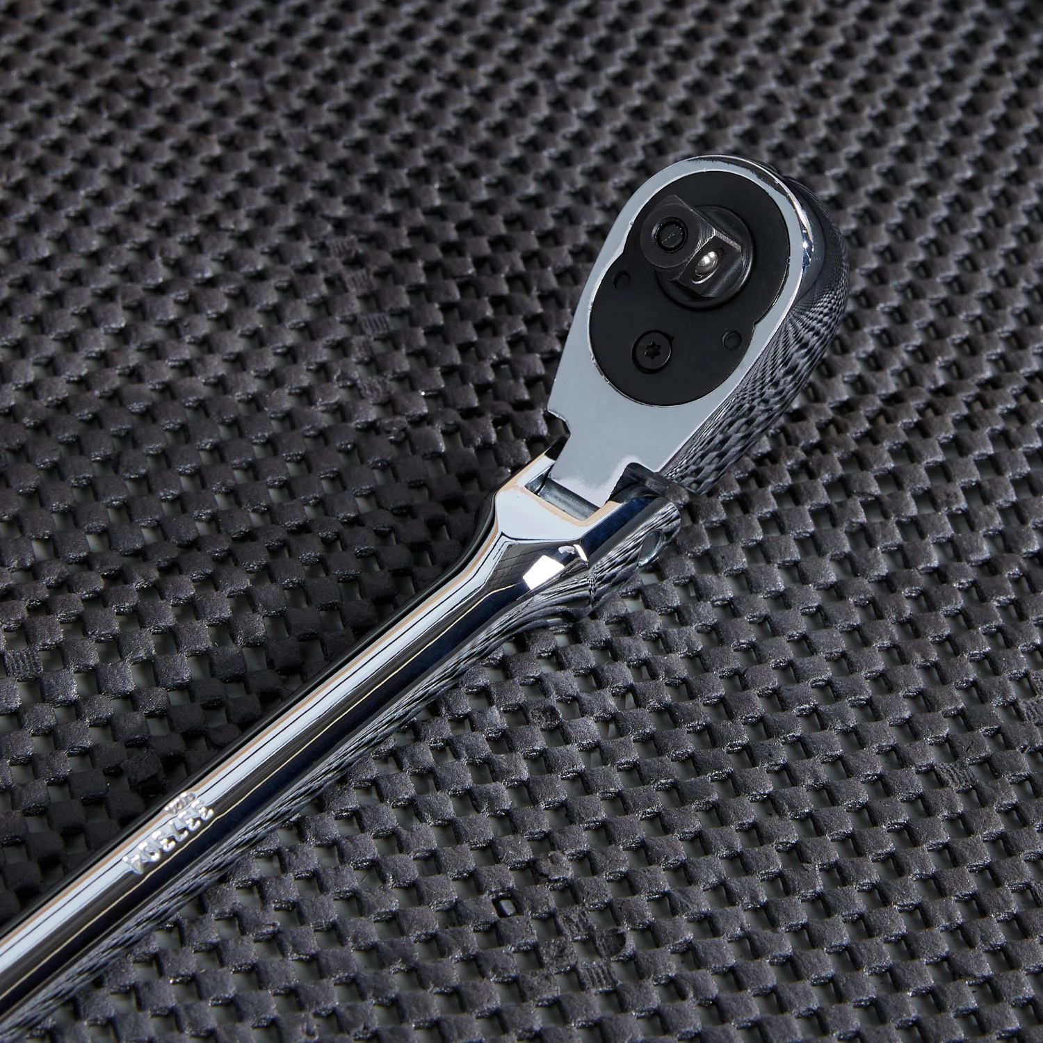 Kobalt Ratchets & Ratchet Sets 90-Tooth 3/8-in Drive Quick-release Flexible Head Standard Ratchet 7 Kobalt Ratchets & Ratchet Sets 90-Tooth 3/8-in Drive Quick-release Flexible Head Standard Ratchet - Image 7