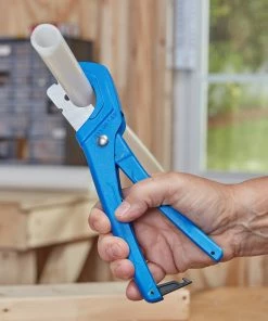 Kobalt Pipe Cutters 1-1/4-in Poly Tube Cutter 9 Kobalt Pipe Cutters 1-1/4-in Poly Tube Cutter -Household Tools Shop 45373558